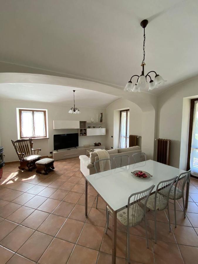Una Casa Nel Verde 2 San Maurizio Canavese Buitenkant foto